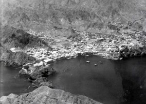 Muscat from the air, 1966, with the consulate-general is just beyond and below Fort Jalali on the left.