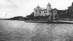 Summer residence from the north-east.