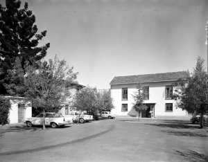 The 1954 office annexe.