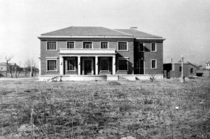 Residence, garden (north) front, 1959.