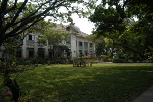 Residence frontage to klong, 2003.