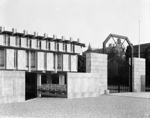 Formal entrance from Via XX Settembre, 1971.