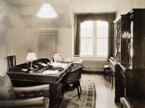 The high commissioner's office in the stable block, 1931.