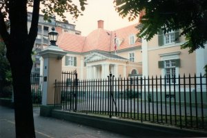 Street frontage, 1987.