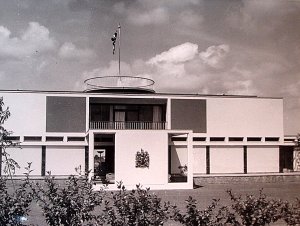 Residence entrance front, 1964.