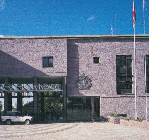 Entrance to building, with view north through central arcade to city centre, 1996.