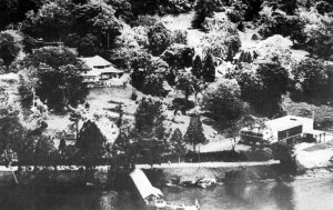 The residency, with jetty and rebuilt offices, 1963. 