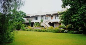 Residence from the garden, 1993.