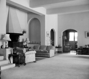 Drawing room, looking towards study and door to vestibule, 1958.
