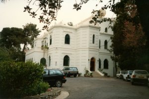 Residence approach, 1990.