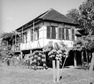 1956 photo: Voravong or MIC?